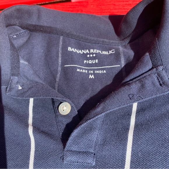 Men’s polo banana republic strip shirt and 2 t-shirts. — size Medium - Picture 3 of 8